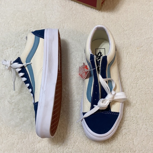 Brand New Vans - Picture 2 of 5